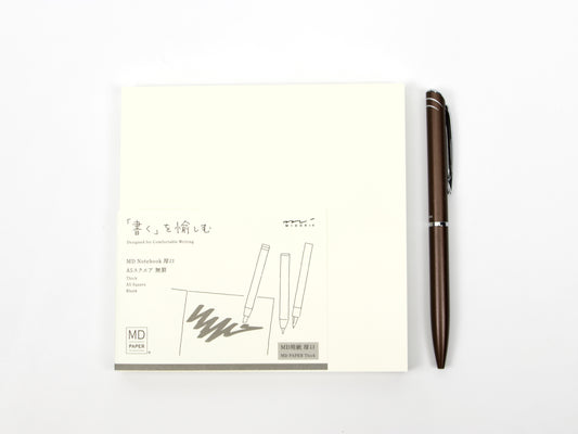 Cuaderno grueso cuadrado tamaño A5 de papel MD de Midori