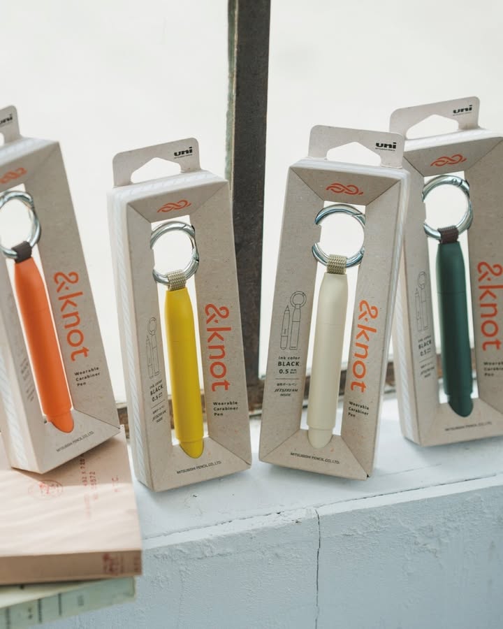 Uni &knot Jetstream Carabiner Pen
