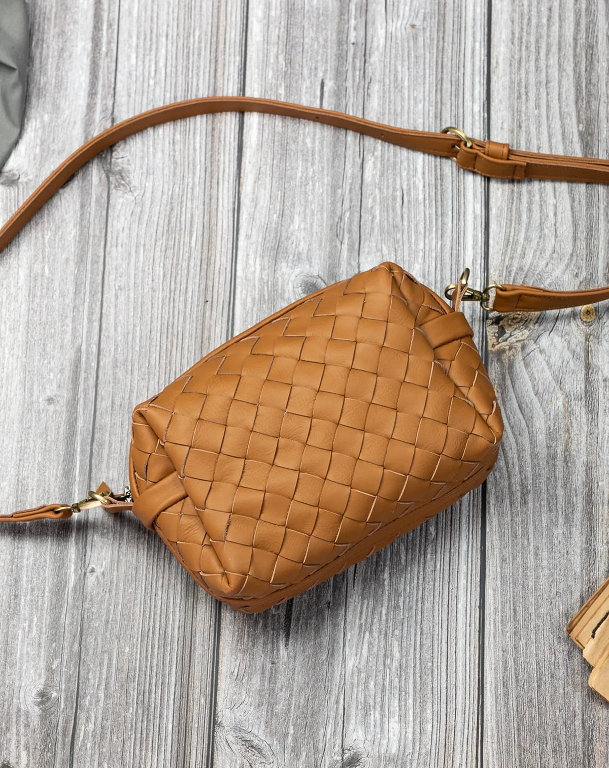 Sac à bandoulière Erato de Milloo en marron vieilli