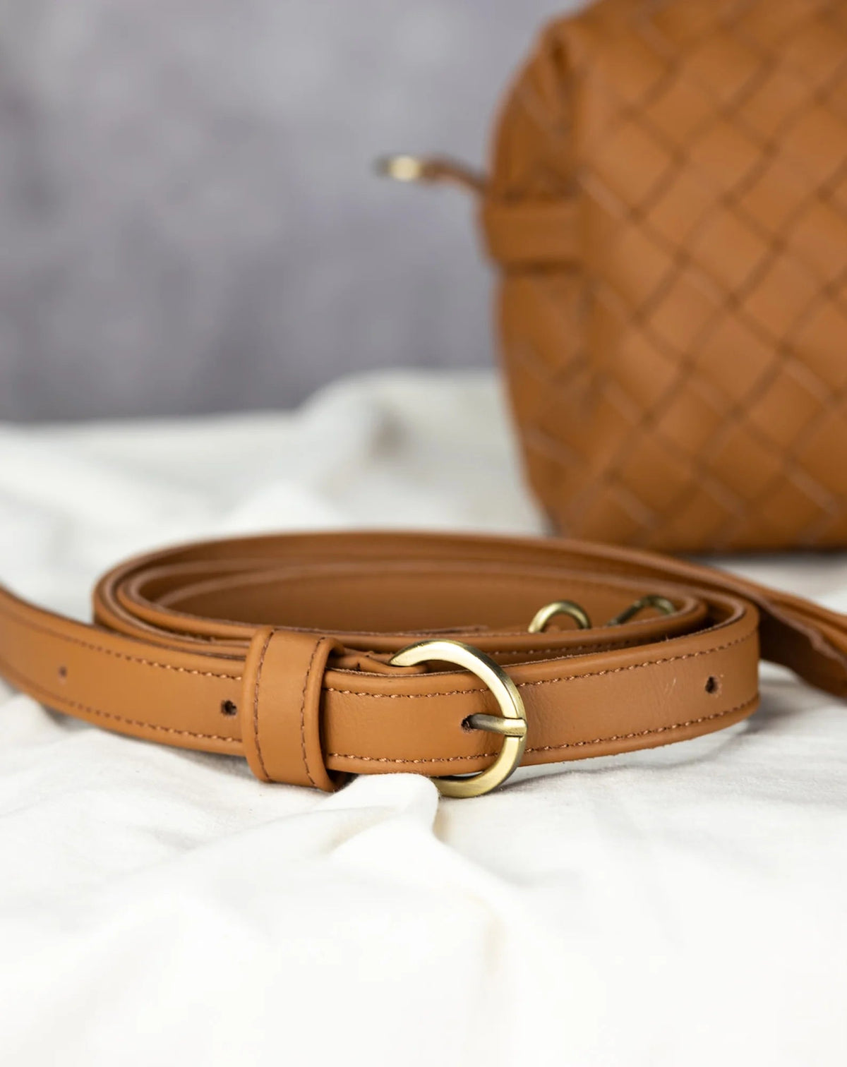 Sac à bandoulière Erato de Milloo en marron vieilli