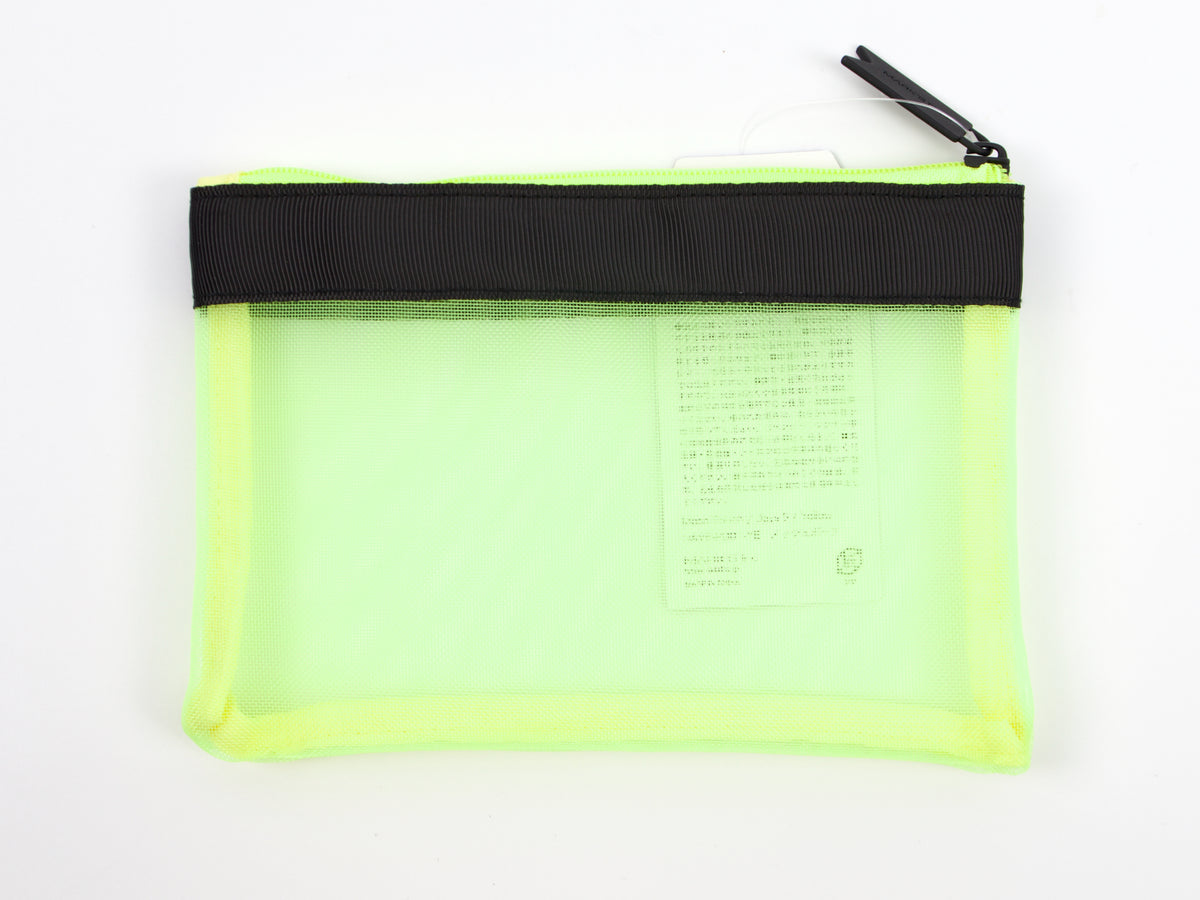 Mark's Inc. Mesh Pen Pouch