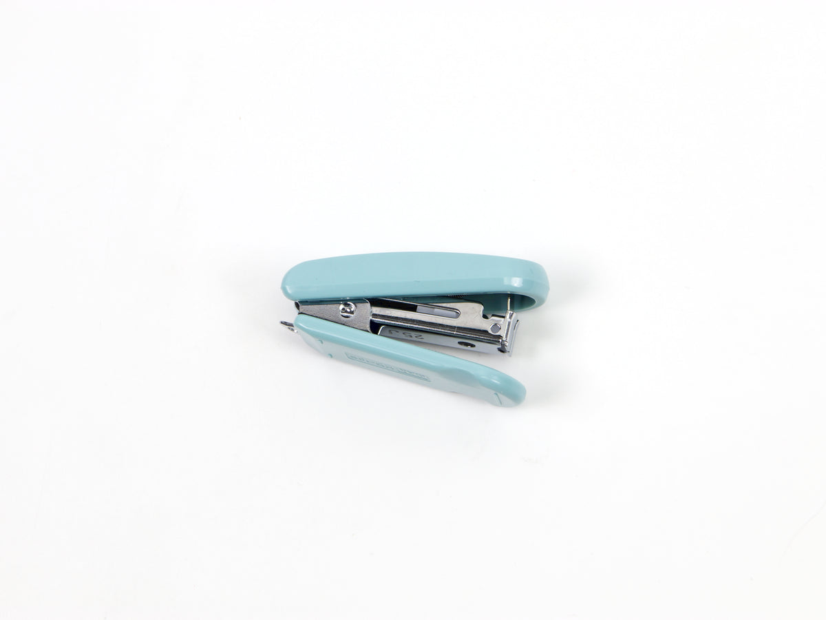 Max Mini HD-10P Stapler LTD