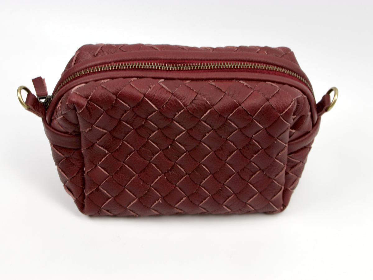 milloo Calliope Crossbody Handwoven Burgundy
