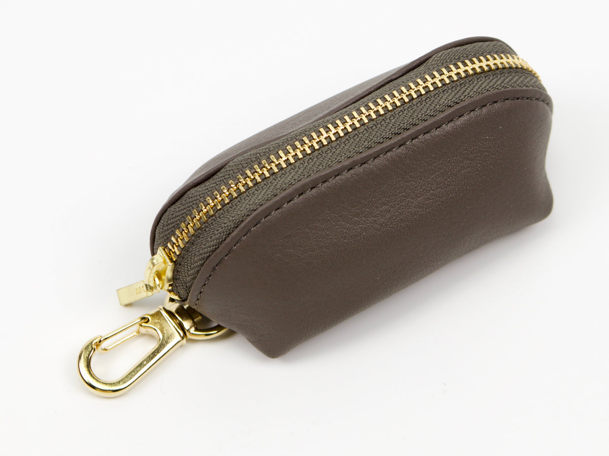 Pochette à clés demi-ronde par Slip-On Japan