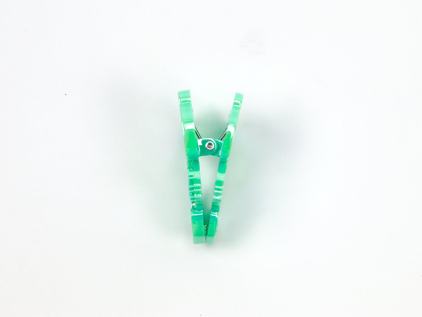 Snoopy Aurora Iridescent Clip