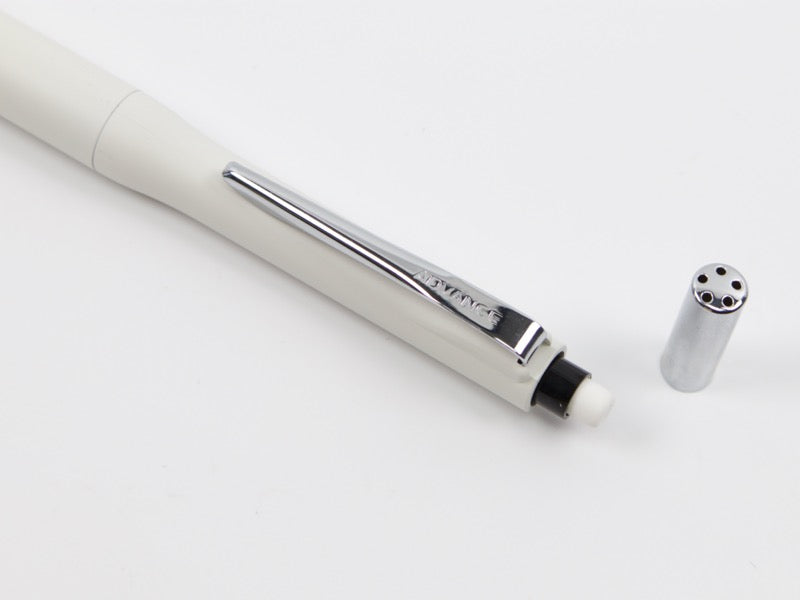 Kuru Toga Advance Metal Punching Grip