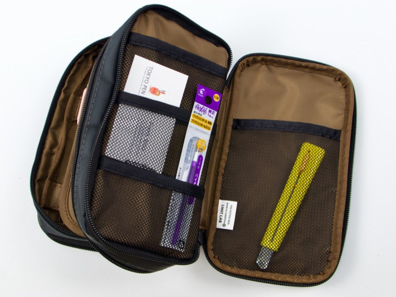 Lihit Lab Book Type Pen Case Triple