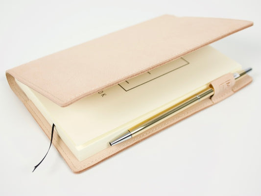 Cuaderno A6 Midori MD Paper con tapa de cabra