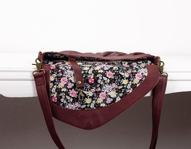 milloo Erato Crossbody Burgundy